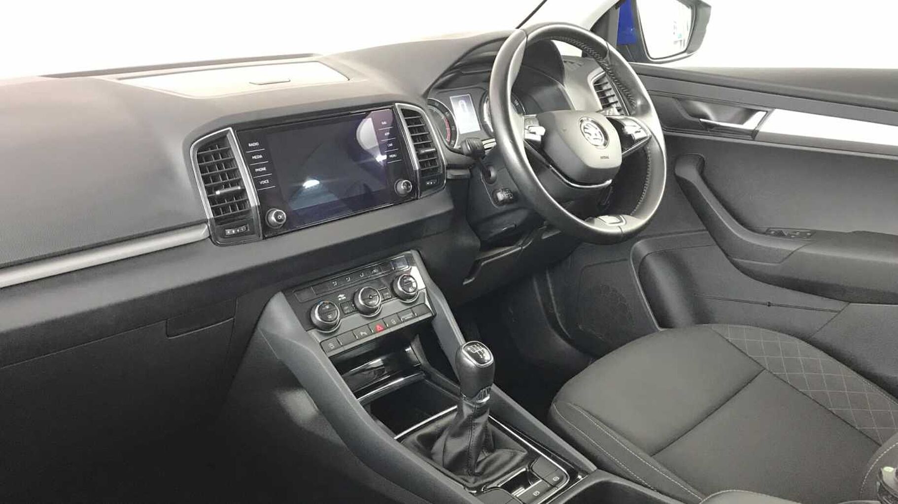 SKODA Karoq SUV 1.0 TSI (115ps) SE Technology