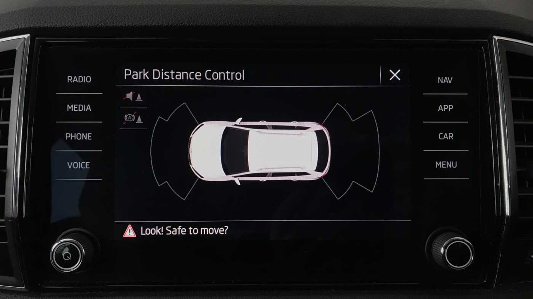 SKODA Karoq SUV 1.0 TSI (115ps) SE Technology