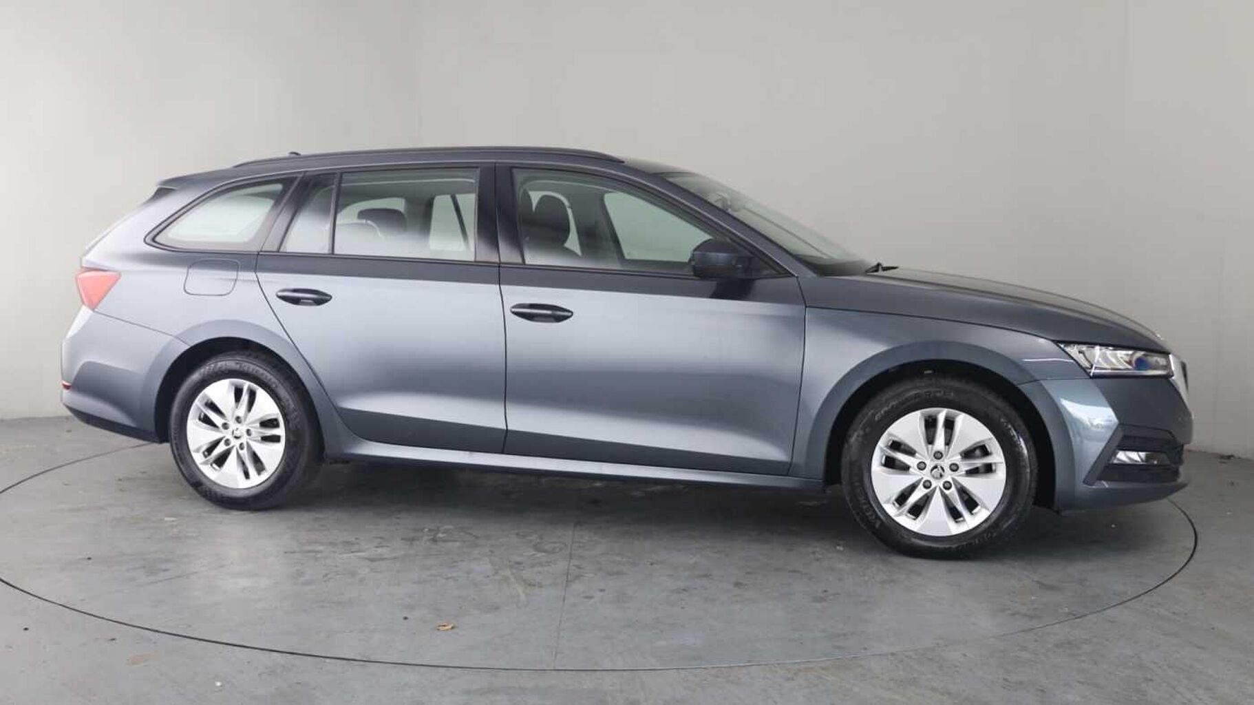 SKODA Octavia Estate (2017)  1.5 TSI (150ps) ACT SE Tech