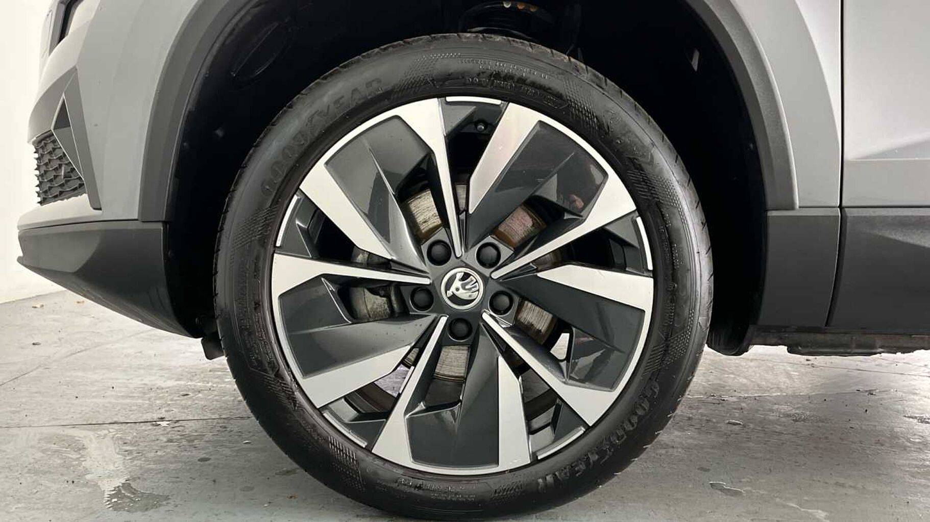 SKODA Karoq SUV 1.0 TSI (110ps) SE L